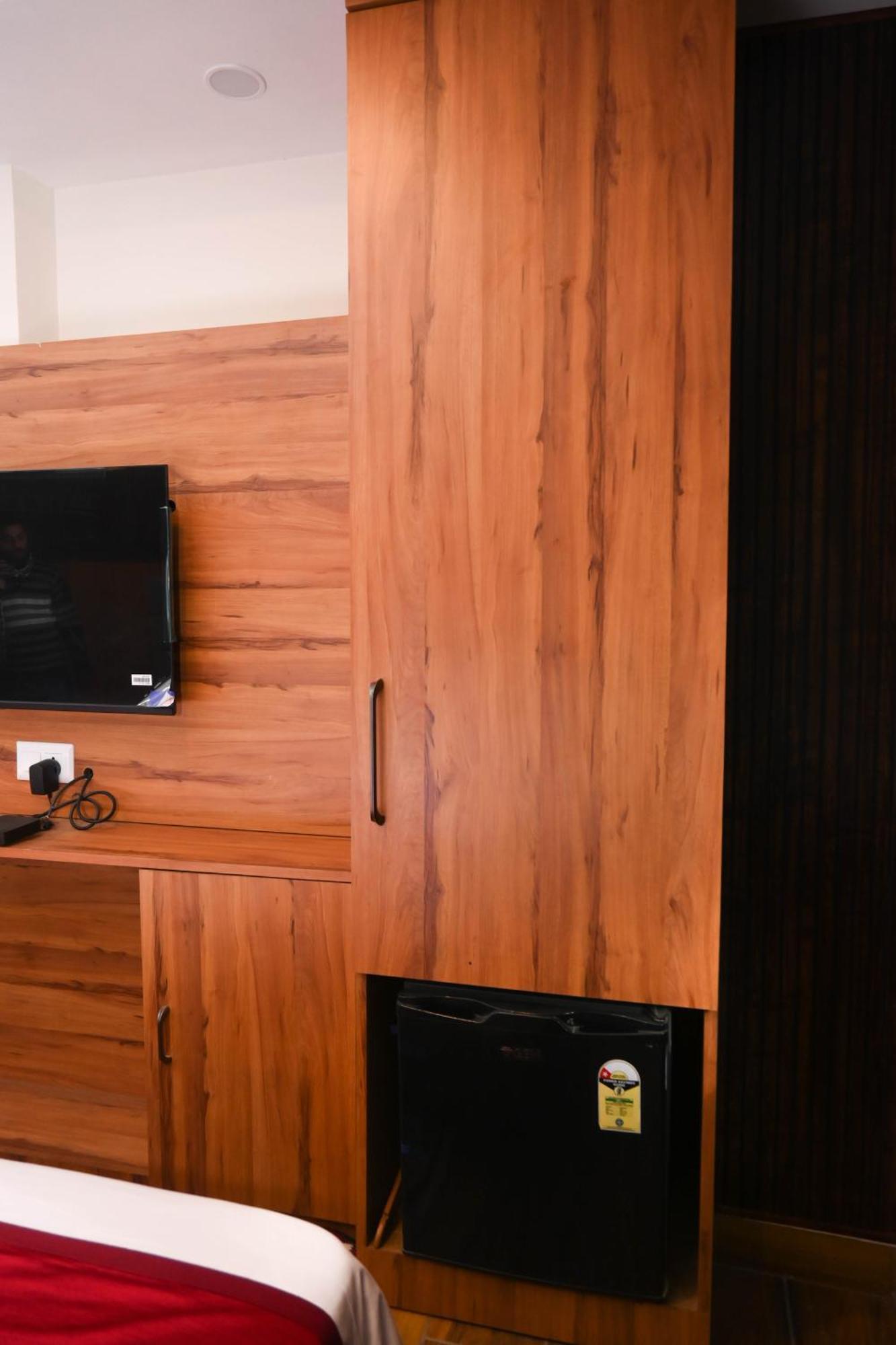 Siddhant Palace Hotel 3*